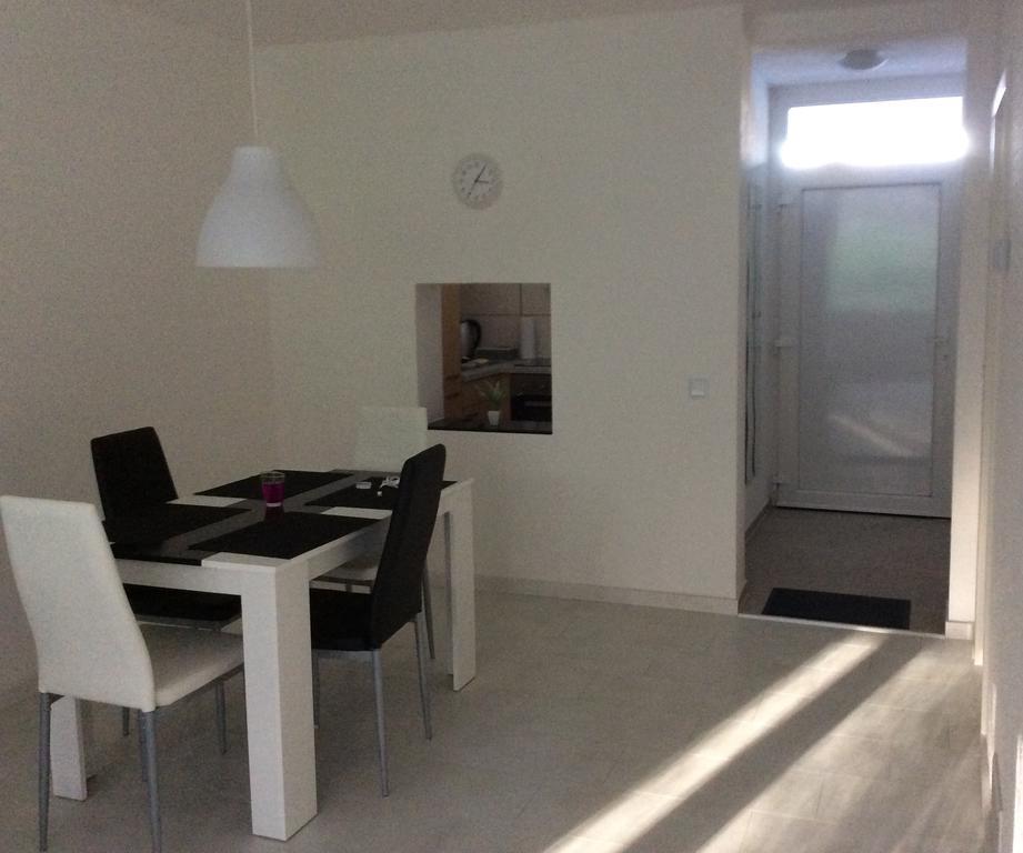 Holiday Home Dee/Syre Am Erlenhofsee Ransbach-Baumbach エクステリア 写真